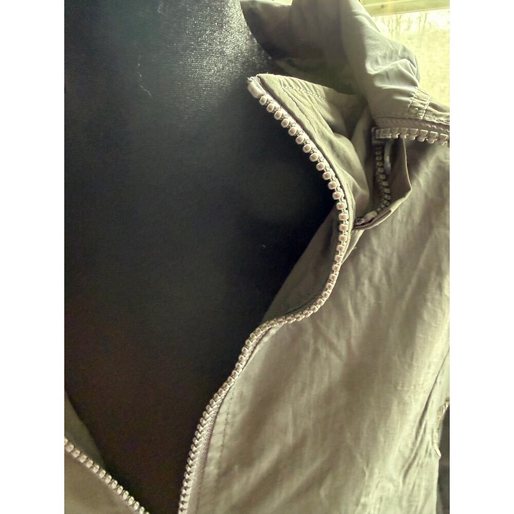 Lovello Elizabeth 2XL Gray Hooded Windbreaker Jacket Pullover 1/2 Zip - Picture 2 of 6
